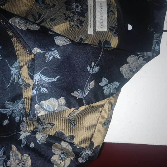 Urban Outfitters Floral Zip Crop top Jacket | L-6 - Picture 12 of 12